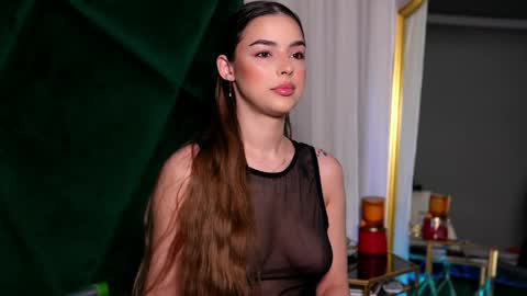 Scarlet online show from April 11, 2:05 am