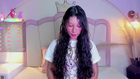 Snapshot of scarleth_dulce chatting on May 11, 7:00 pm Scarlth online show from May 11, 7:00 pm