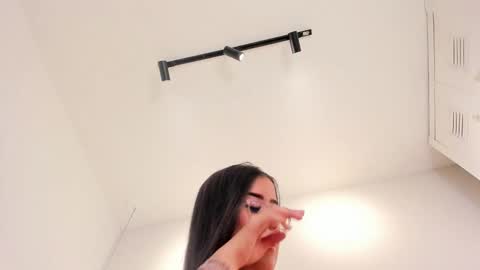 Snapshot of scarleth_fire chatting on February 12, 12:33 pm Scarleth online show from February 12, 12:33 pm