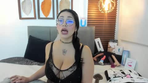 scarleth online show from January 9, 2:33 am