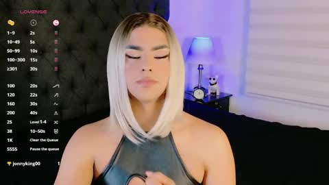 Snapshot of scarleth_sweety chatting on April 21, 1:42 am scarleth_sweety online show from April 21, 1:42 am