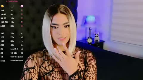 Snapshot of scarleth_sweety chatting on April 26, 12:52 am scarleth_sweety online show from April 26, 12:52 am