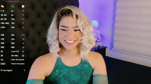 Snapshot of scarleth_sweety chatting on June 8, 1:28 am scarleth_sweety online show from June 8, 1:28 am