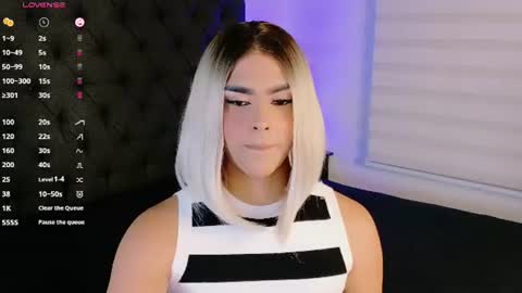 Snapshot of scarleth_sweety chatting on July 24, 2:31 am scarleth_sweety online show from July 24, 2:31 am
