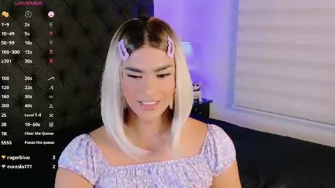 Snapshot of scarleth_sweety chatting on July 25, 2:53 am scarleth_sweety online show from July 25, 2:53 am