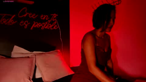 scarlethfoxx_ online show from April 9, 6:24 pm