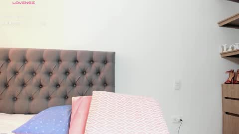 SOFI online show from November 9, 3:43 pm