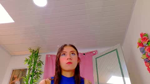 Snapshot of scarletjonesx chatting on February 20, 2:17 pm Denis online show from February 20, 2:17 pm