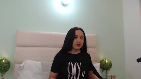 scarlet  online show from February 19, 11:17 am