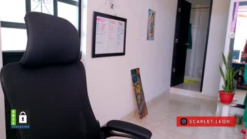 Snapshot of scarlett77_ chatting on July 2, 6:25 pm Scarletland welcome online show from July 2, 6:25 pm