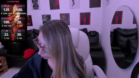 Scarlett online show from March 27, 11:54 am