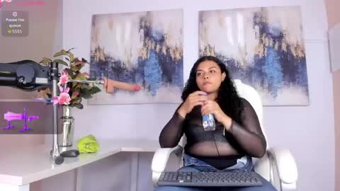 Snapshot of scarlett__2 chatting on May 26, 8:49 pm Scarlett online show from May 26, 8:49 pm
