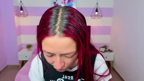 Snapshot of scarlett__bell chatting on May 11, 1:17 pm Scarlett online show from May 11, 1:17 pm