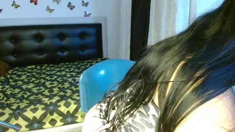 Snapshot of scarlett__blue chatting on January 13, 4:50 am scarlet online show from January 13, 4:50 am