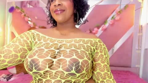 Snapshot of scarlett_boonett chatting on December 21, 3:58 am Scarlett online show from December 21, 3:58 am