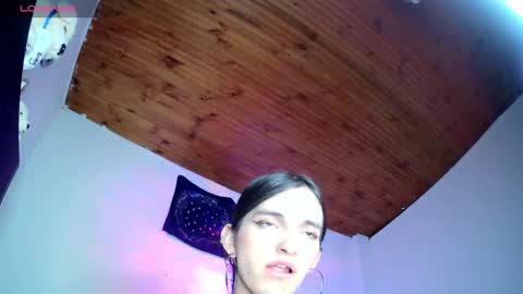 Snapshot of scarlett_crastrawberry chatting on March 16, 5:28 pm scarlet online show from March 16, 5:28 pm