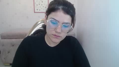 Snapshot of scarlett_jhonson_ch chatting on March 27, 8:41 pm scarlett_jhonson_ch online show from March 27, 8:41 pm