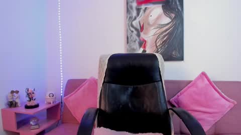 Snapshot of scarlett_johanson13 chatting on February 11, 5:40 pm Scarlett online show from February 11, 5:40 pm
