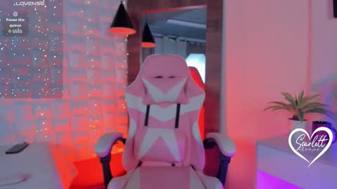 Snapshot of scarlett_kiiss chatting on February 13, 12:01 pm scarlett_kiiss online show from February 13, 12:01 pm