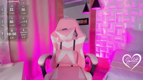 Snapshot of scarlett_kiiss chatting on February 17, 11:50 am scarlett_kiiss online show from February 17, 11:50 am