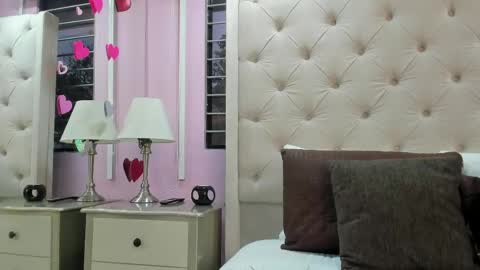 scarlett_leblanc_ online show from April 17, 11:57 am