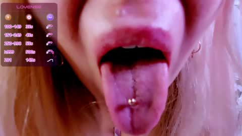 Scarlett online show from April 17, 9:12 am