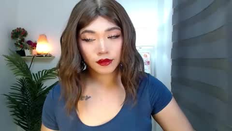    online show from December 4, 10:57 am