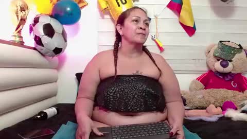 Snapshot of scarlettbooty chatting on July 3, 11:27 am scarlettbooty online show from July 3, 11:27 am