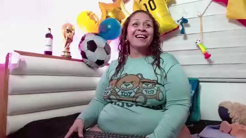 Snapshot of scarlettbooty chatting on July 9, 12:09 pm scarlettbooty online show from July 9, 12:09 pm