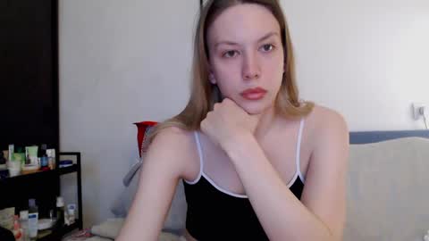 Snapshot of scarlettford chatting on April 23, 3:58 pm Scarlett online show from April 23, 3:58 pm