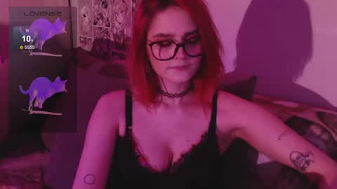 Snapshot of scarlettharrison09 chatting on April 8, 9:48 pm Scarlett online show from April 8, 9:48 pm
