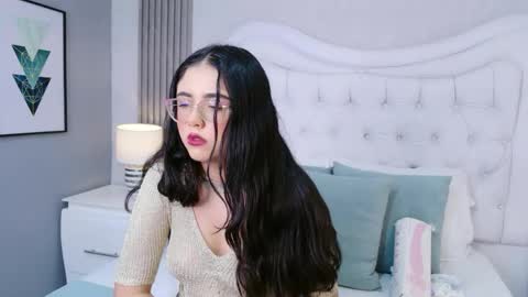 Scarlett Petrova online show from May 29, 11:30 am