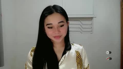 Snapshot of scarletvamp chatting on February 6, 6:56 pm scarletvamp online show from February 6, 6:56 pm