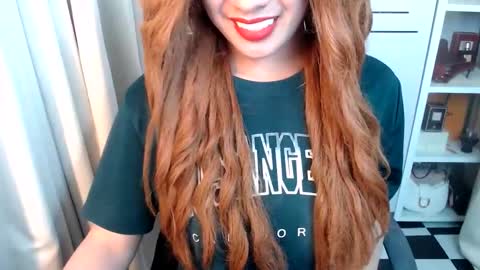 Queen Scarlet online show from March 6, 4:42 am