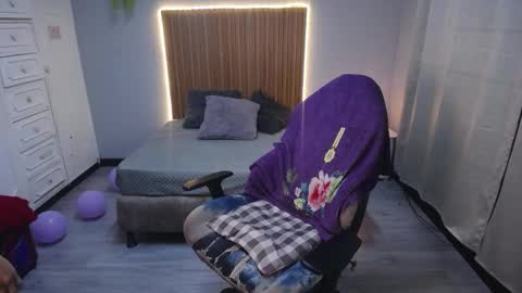 Scarllett online show from November 29, 5:21 am