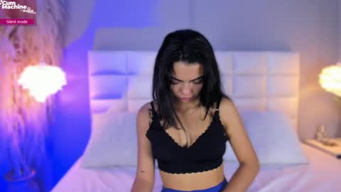 Scarrlethx online show from May 22, 7:19 pm