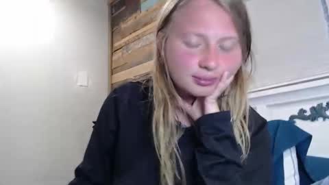 ScarTit Bernhard online show from March 23, 12:03 am