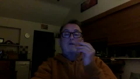 Snapshot of scbiggersballs chatting on June 8, 11:16 pm scbiggersballs online show from June 8, 11:16 pm