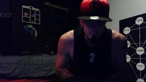 Snapshot of schecter7x chatting on October 28, 12:36 am Schecter7x online show from October 28, 12:36 am