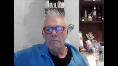 schizzodoro online show from October 20, 3:51 am