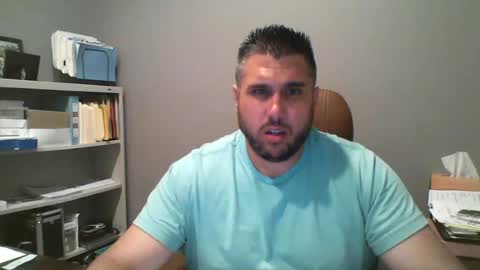 Snapshot of schlu1dm chatting on June 24, 8:02 am schlu1dm online show from June 24, 8:02 am