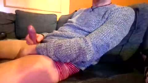 Snapshot of schmuhbaer1 chatting on February 7, 8:29 am schmuhbaer1 online show from February 7, 8:29 am