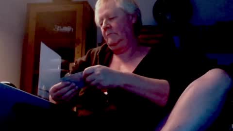 Thomas online show from December 13, 3:32 pm