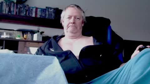 Thomas online show from December 23, 9:38 am