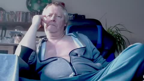 Thomas online show from January 2, 9:22 am