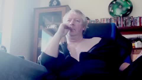 Thomas online show from February 17, 9:24 am