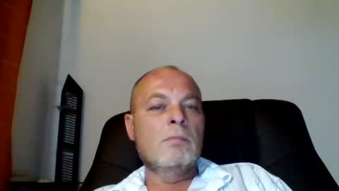 schnibschnab online show from October 11, 1:38 am