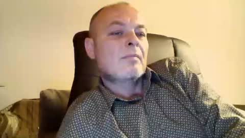 schnibschnab online show from October 13, 6:08 pm