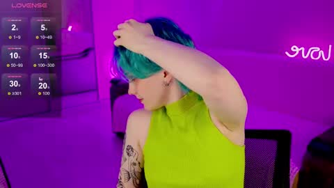 Snapshot of school_love chatting on February 7, 4:56 pm Rina online show from February 7, 4:56 pm