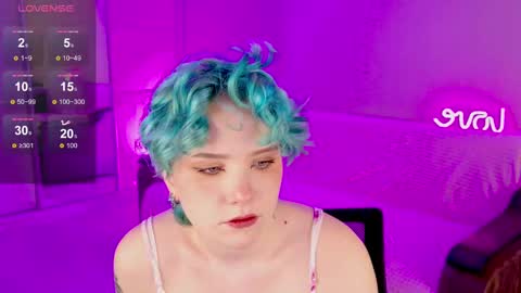 Snapshot of school_love chatting on February 10, 1:01 pm Rina online show from February 10, 1:01 pm